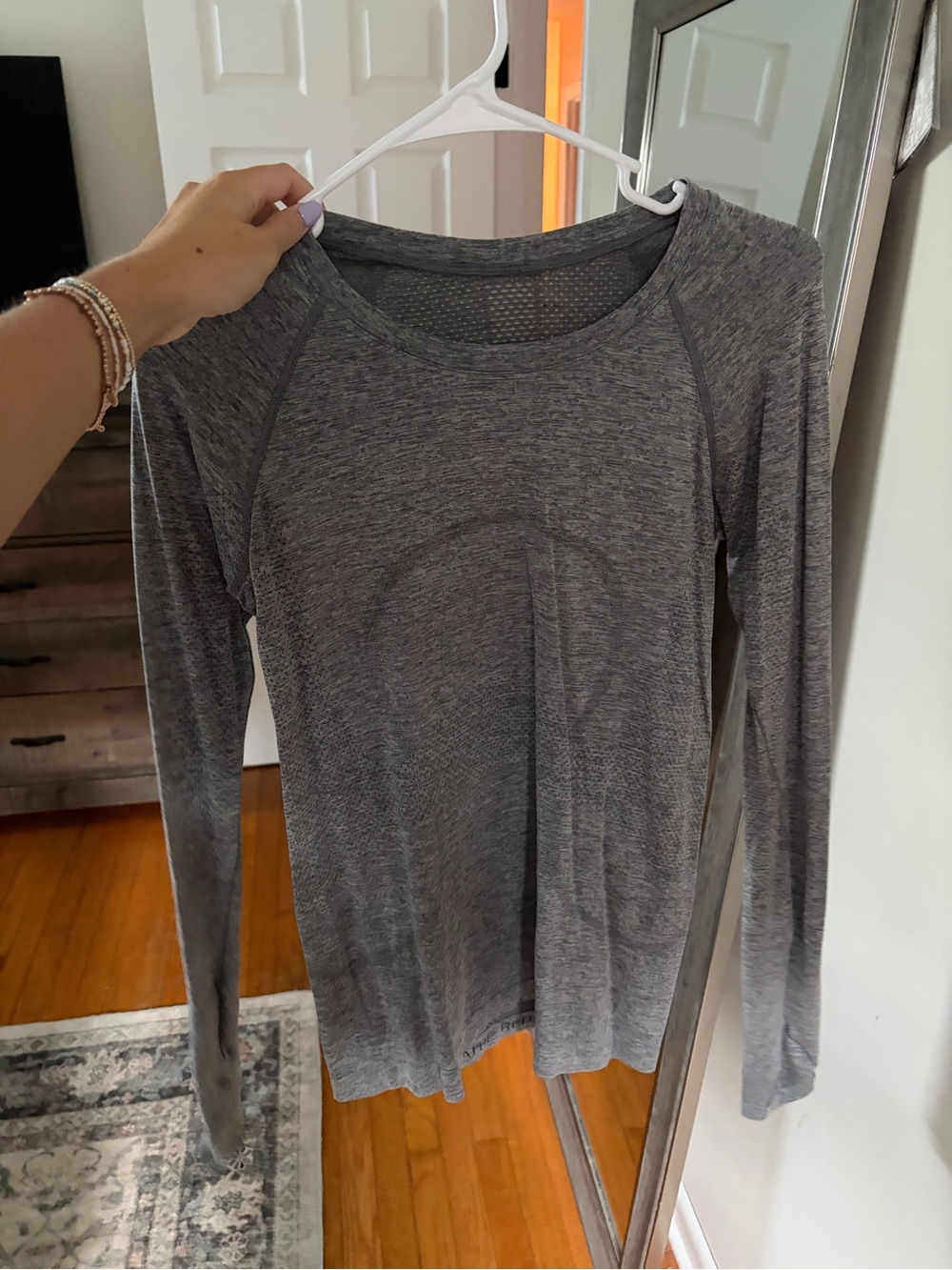 Women’s lululemon swiftly tech long sleeve